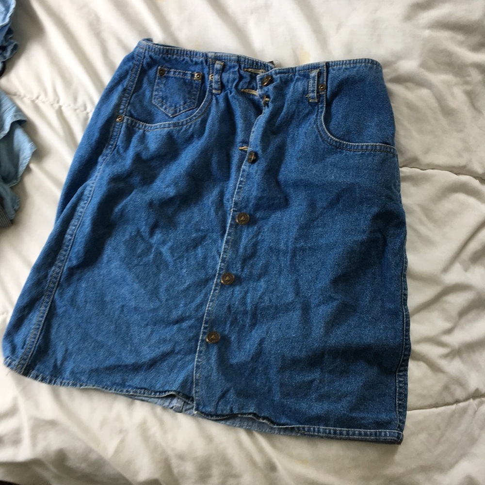 Size 6 Vintage Mini Skirt